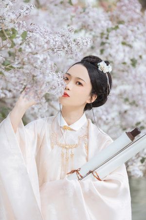 青春廉价又疯狂